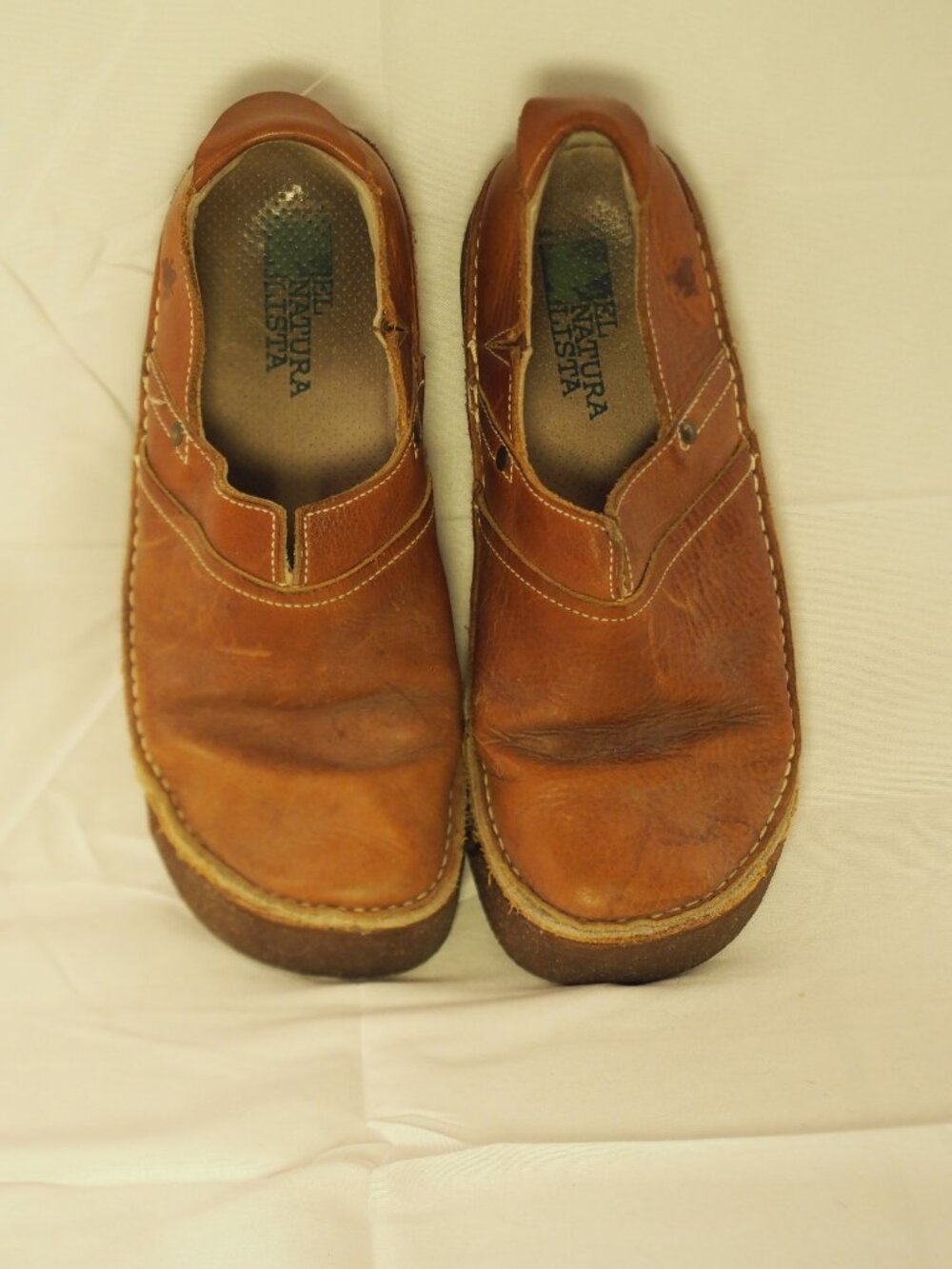 El Naturalista  Mens 41.5  Slip on